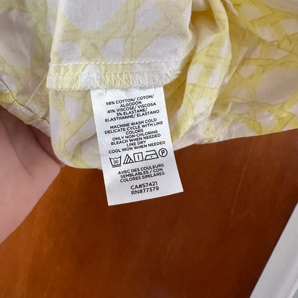 Ann Taylor Yellow Geometric Sleeveless Blouse - Picture 6 of 6